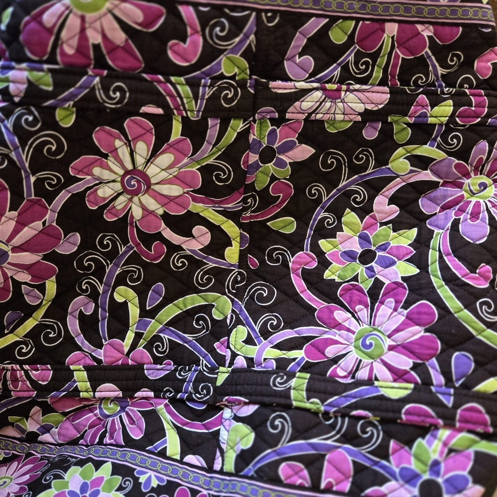 Vera Bradley Large Duffle - Picture 10 of 10